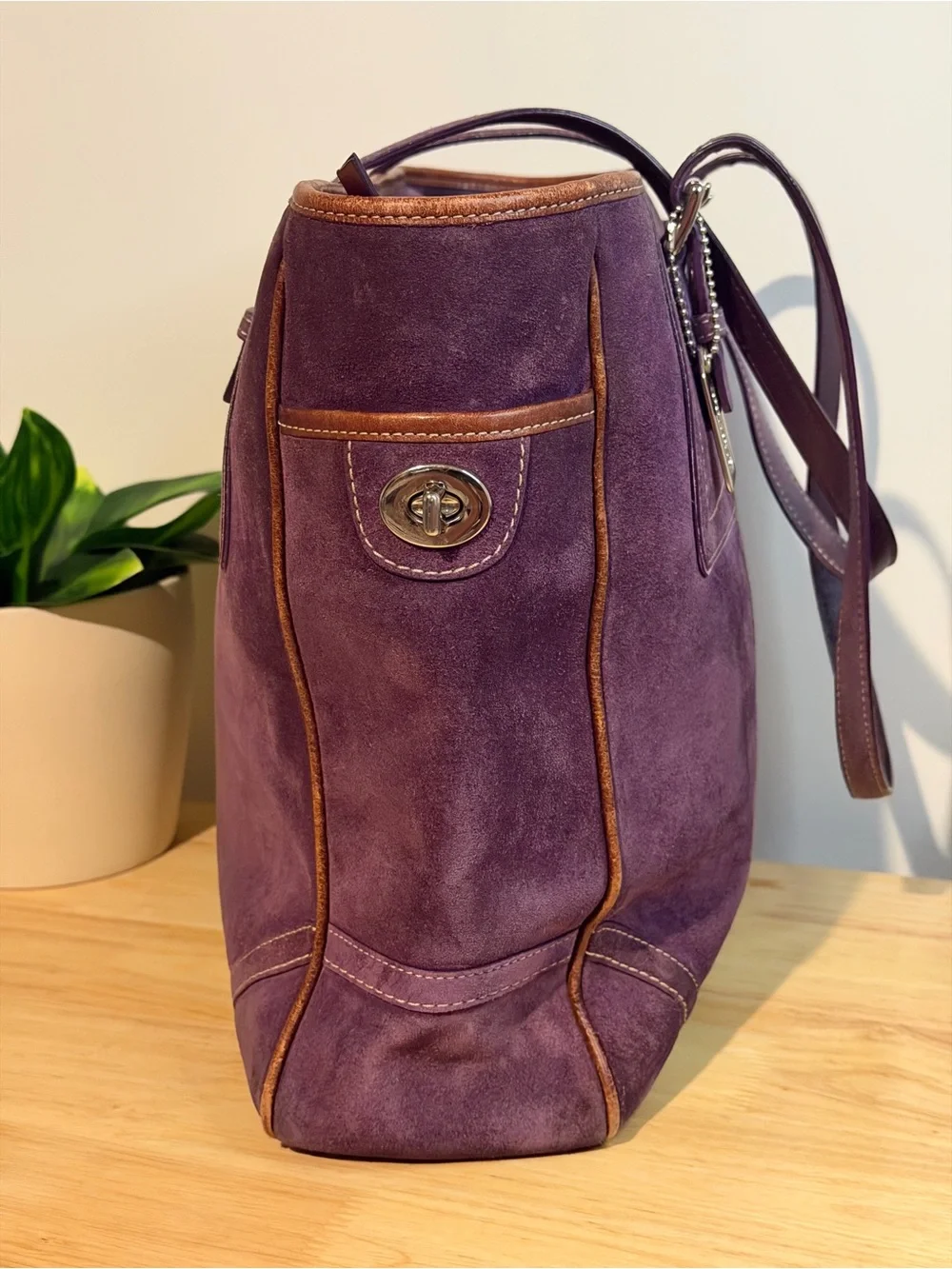 Coach spacious plum